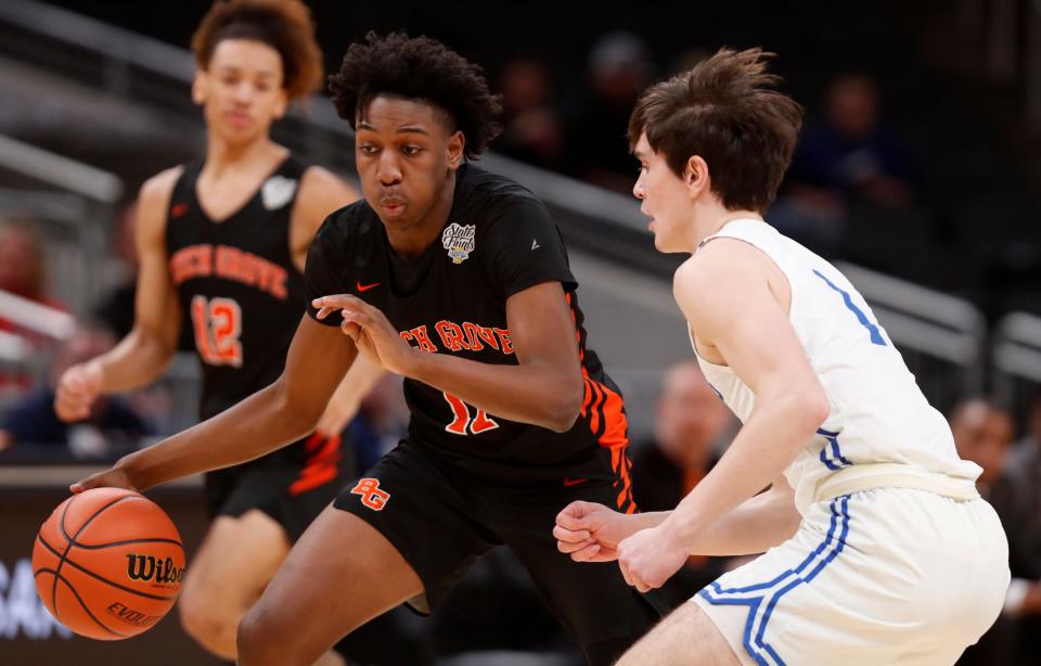 Beech Grove Hornets Jeremiah Tate (11) drives to the basket during the IHSAA Class 3A boys basketball state final against the Mishawaka Marian Knights,Saturday, March 26, 2022, at Gainbridge Fieldhouse in Indianapolis. 