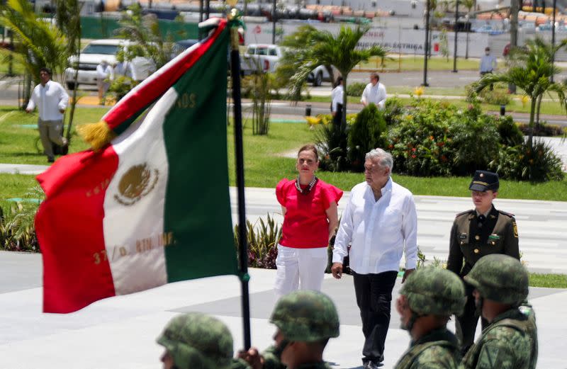 FILE PHOTO: Mexico's Pemex inaugurates Dos Bocas refinery