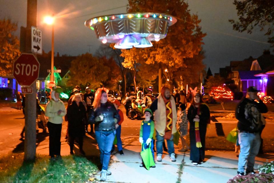 Nighttime trick-or-treating in Washington Heights is the longest running nighttime Halloween event in Milwaukee.