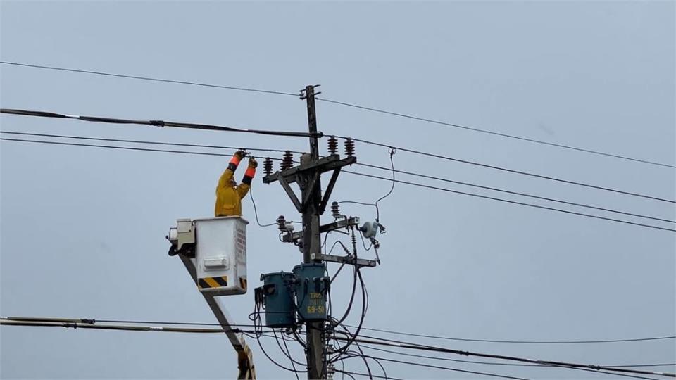 「杜蘇芮」襲擊！　雲林一度3萬多戶停電　張麗善跑海線鄉鎮勘災