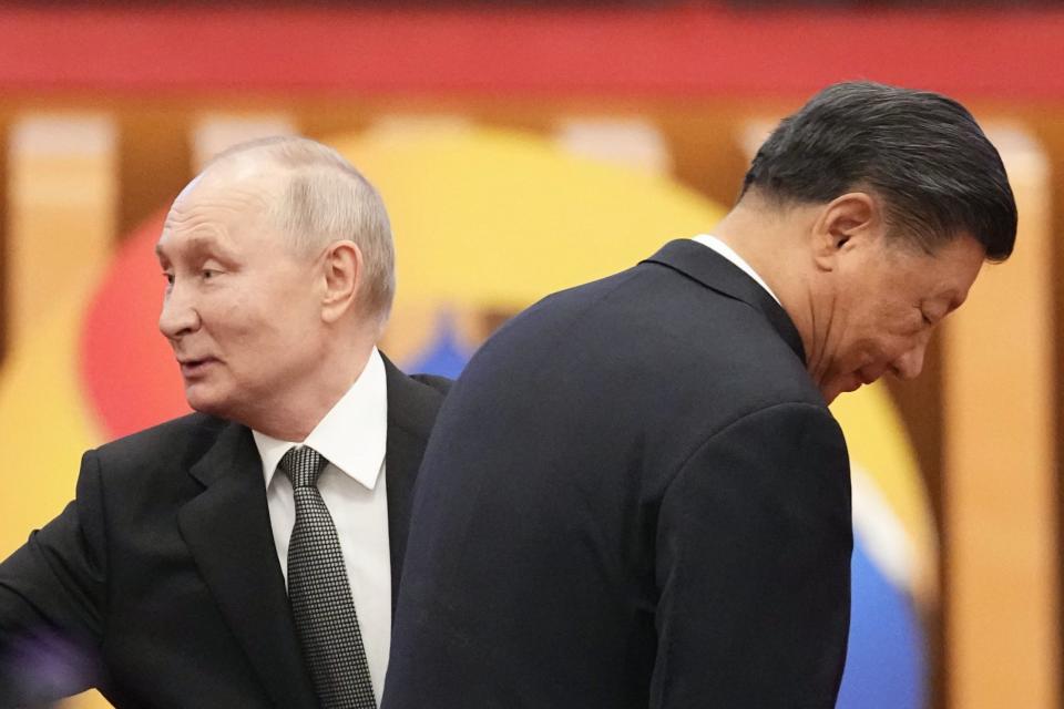 Wirklich beste Freunde? Russlands Präsident Wladimir Putin braucht dringend eine neue Gaspipeline nach China. Doch Chinas Führer Xi Jinping verfolgt eigene Interessen.  - Copyright: Kyodo via Picture Alliance