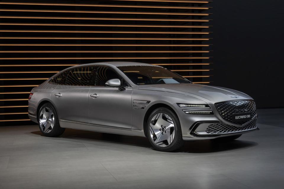 2026 genesis electrified g80