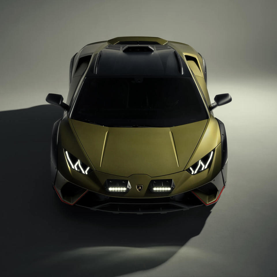 LAMBORGHINI_STERRATO_BRIGHT_02.jpg