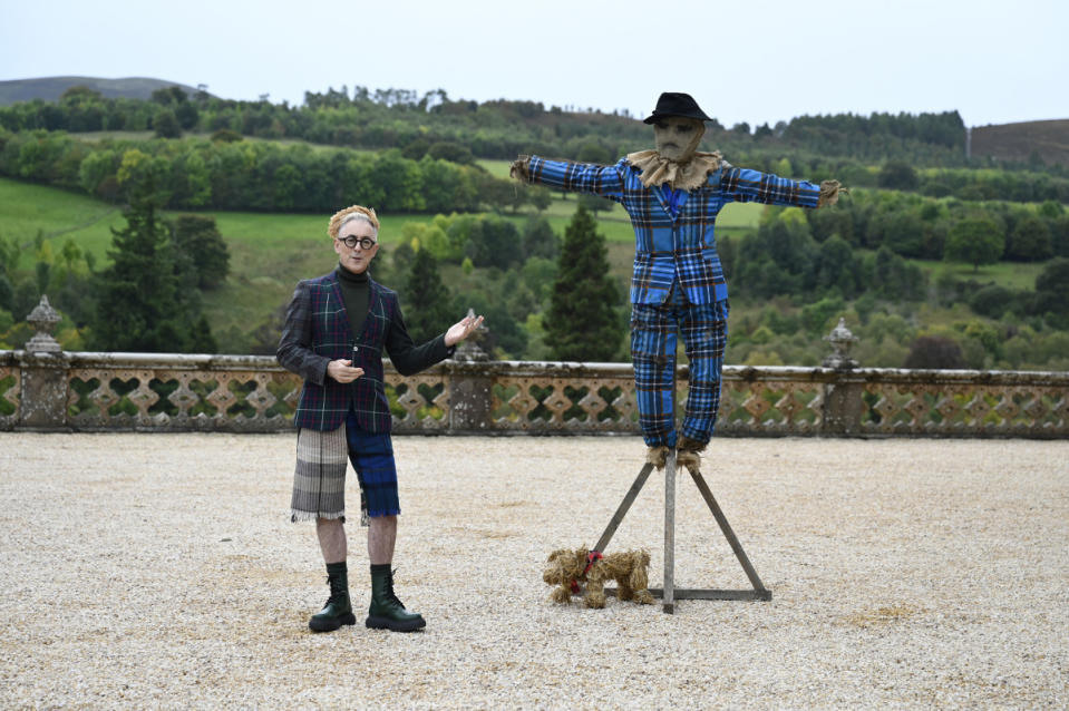 For the scarecrow challenge, Cumming dressed the part in a customized Paisley & Gray blazer, Marine Serre shorts and Gigi Burris headpiece. <p>Photo: Courtesy of NBC Universal</p>