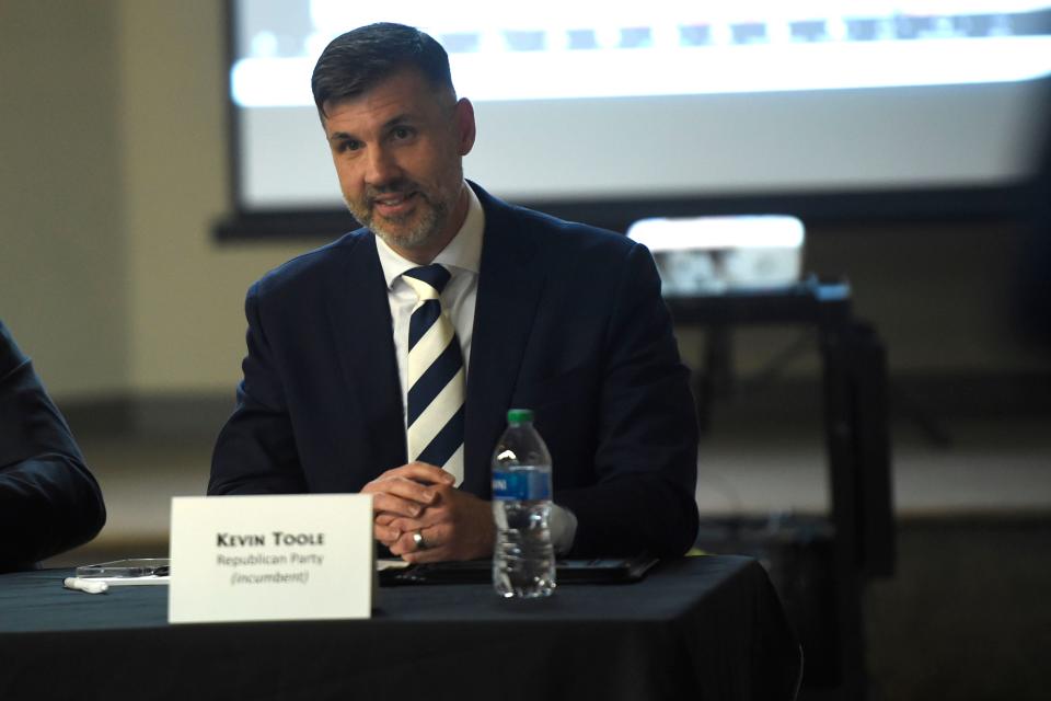 North Augusta city council candidate Kevin Toole gives his opening remarks during the North Augusta City Council candidate forum at the North Augusta Community Center on Thursday, April 13, 2023. 
