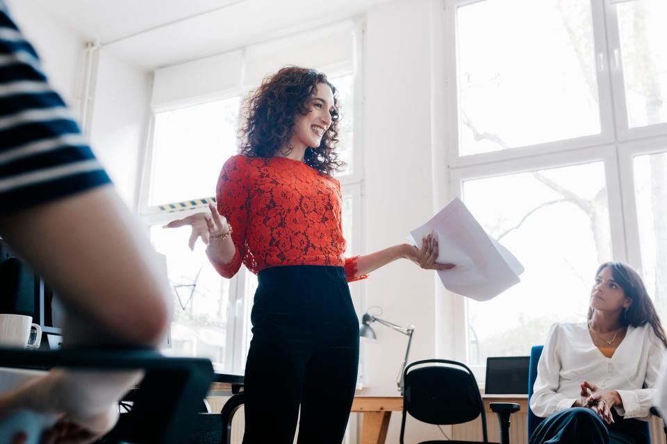 Schon mal überrumpelt worden auf der Arbeit?  Diese vier Strategien können laut einem Experten Abhilfe schaffen. - Copyright: Getty Images/ Hinterhaus Productions