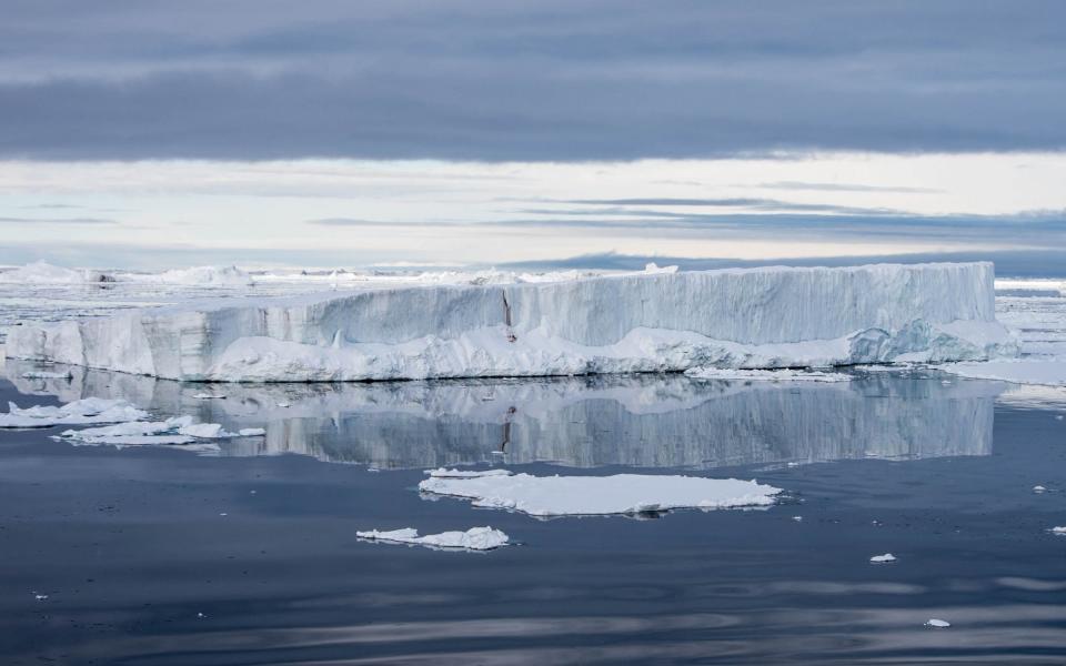 Iceburg arctic ocean