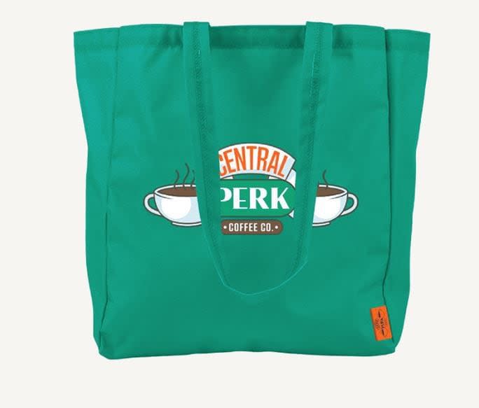 ‘Friends’ fans, rejoice! Permanent Central Perk coffeehouse coming to Boston in October