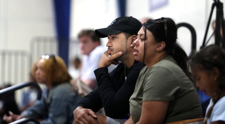 Peyton Siva watched the Derby City Distillers play against the St. Louis Griffins on May 27, 2023.