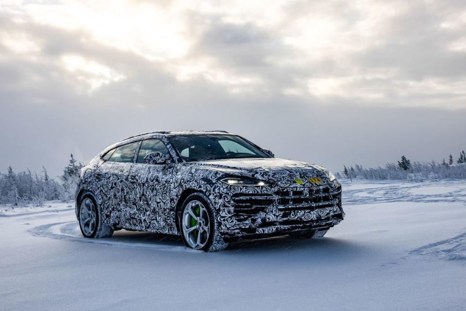 2025 lamborghini urus plug in hybrid