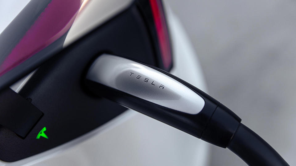 Tesla將於今年第三季引進CCS2規格新車，並更新全臺超級充電站。(圖片來源/ Tesla)