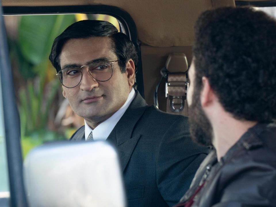 Kumail Nanjiani (left) and Robin de Jesus in ‘Welcome to Chippendales’ (Erin Simkin/Hulu)