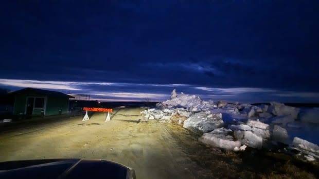 First responders began moving elders off the island in Fort Simpson early Saturday morning, when water levels rose past 13.5 metres. As of 2:40 p.m., levels had reached 14.4.