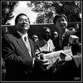 2002年7月，時任總統的陳水扁訪問非洲邦交國馬拉威，和羅一鈞的合照。（圖片翻拍自陳致中臉書）