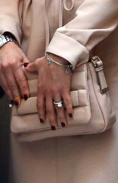 victoria-ring-close-up