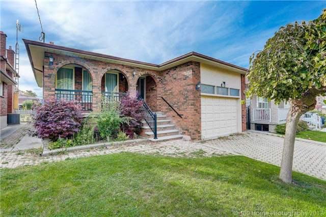 <p><span>76A Winter Ave., Toronto, Ont.</span><br> Location: Toronto, Ontario<br> List Price: $999,000<br> (Photo: Zoocasa) </p>