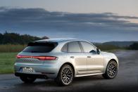 <p>2020 Porsche Macan Turbo</p>