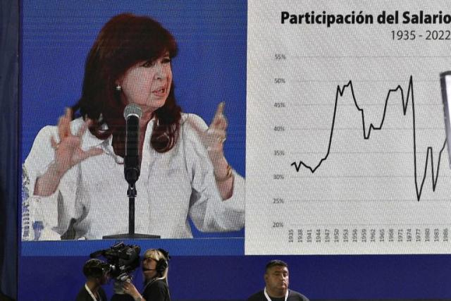 Cristina Kirchner Reclamó Un Bono Salarial Apoyó A Massa Y Dio Señales Sobre Su Futuro 3362