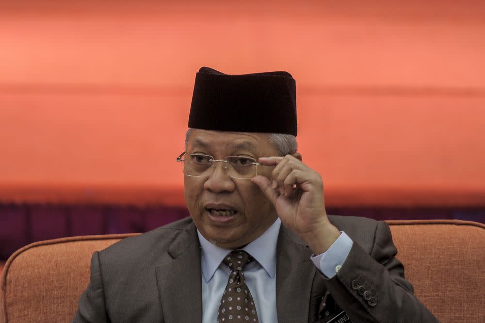 Tan Sri Annuar Musa speaks during a press conference in Putrajaya January 6, 2021.  — Picture by Shafwan Zaidon