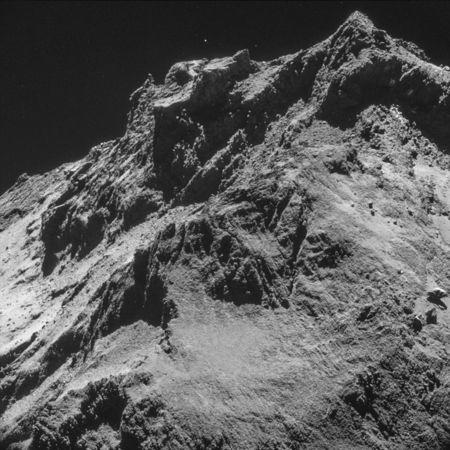 A handout image captured October 23, 2014, from a distance of about 7.8 km (4.8 miles) from the surface, of the comet 67P/Churyumov-Gerasimenko, made available by the European Space Agency (ESA) on November 11, 2014. REUTERS/ESA/Rosetta/NAVCAM - CC BY-SA IGO 3.0/Handout via Reuters