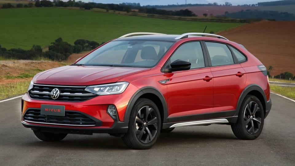 El Volkswagen Nivus es uno de los modelos del segmento SUV C, con diseño coupé.