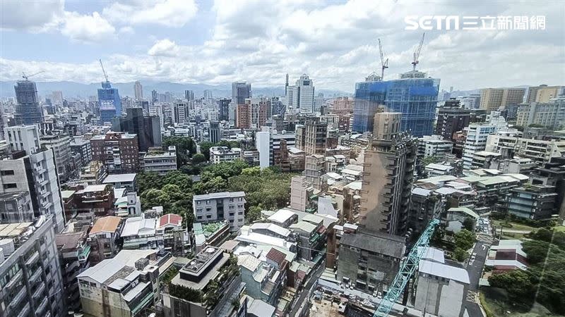 台北市出現危老棄建潮，專家呼籲不要放棄重建，否則大地震來，一切就來不及了！（圖／記者陳韋帆攝影）