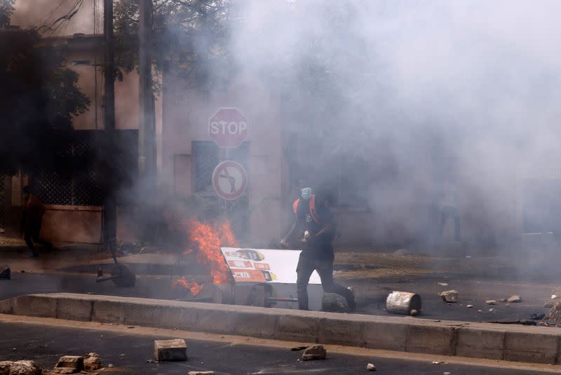 More unrest in Senegal as police clash with opposition supporters