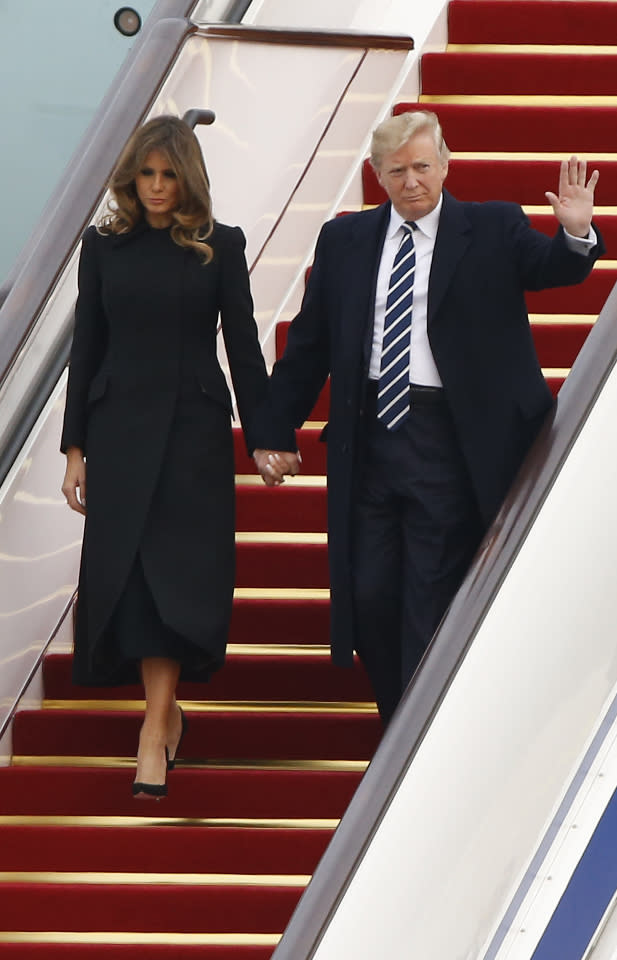 Stilsichere Reise durch Asien: Die schönsten Looks von Melania Trump