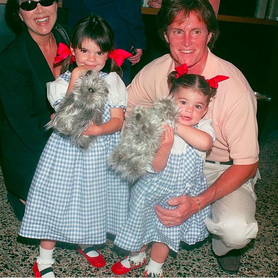 38 Unrecognizable Photos of the Kardashians