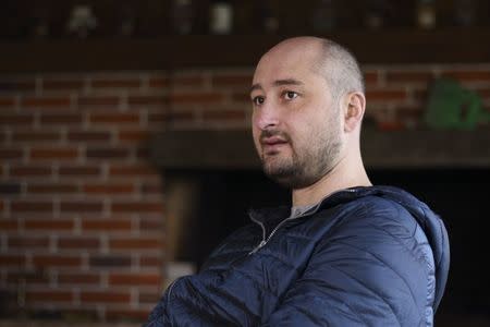 Russian journalist Arkady Babchenko attends an interview in Kiev, Ukraine November 14, 2017. Picture taken November 14, 2017. REUTERS/Vitalii Nosach