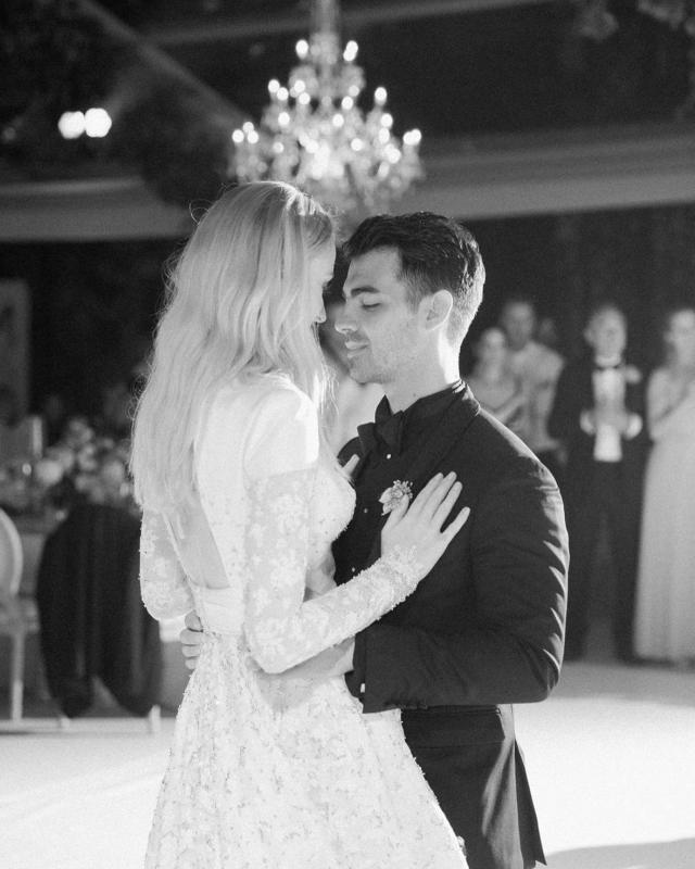 Get a Glimpse Inside Sophie Turner and Joe Jonas's Glamorous Provence  Wedding