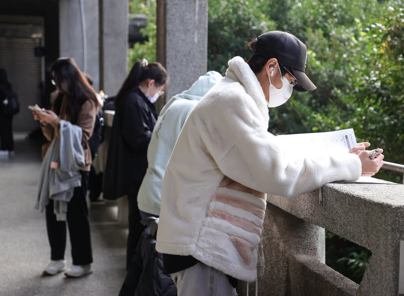 113學年度學科能力測驗數學A，出了相關的摸彩「期望值」題目，解題老師認為扣緊時事，相關策略也可運用於過年抽福袋、網路遊戲買虛擬寶物等情境。（中央社）