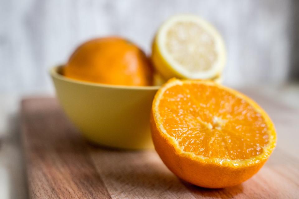 2) Oranges