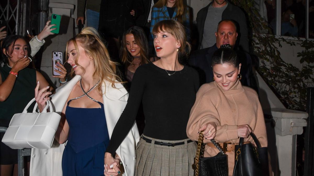 Taylor Swift and Sophie Turner Go Out to Dinner Again in New York City