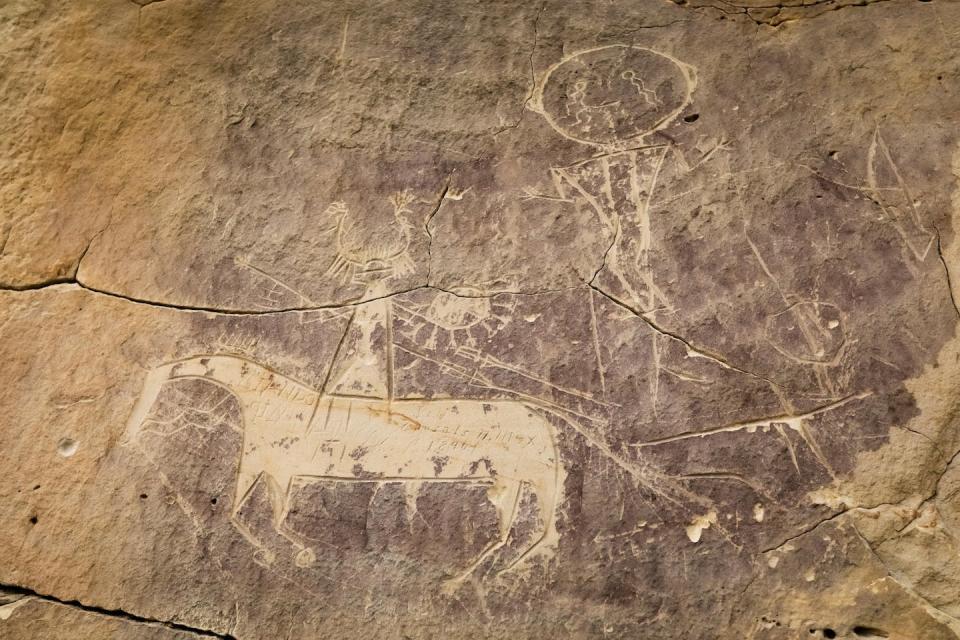 Ancestral Comanche or Shoshone horse and rider image at Tolar in southern Wyoming. Pat Doak