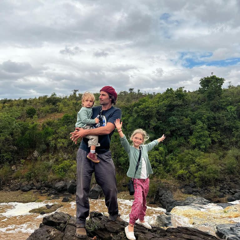 Jakob Von Plessen, pareja de Zaira Nara, y sus hijos Malaika y Viggo. Foto/Instagram: @zaira.nara