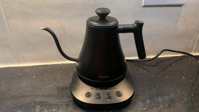 How to Use an Electric Kettle the Smart Way