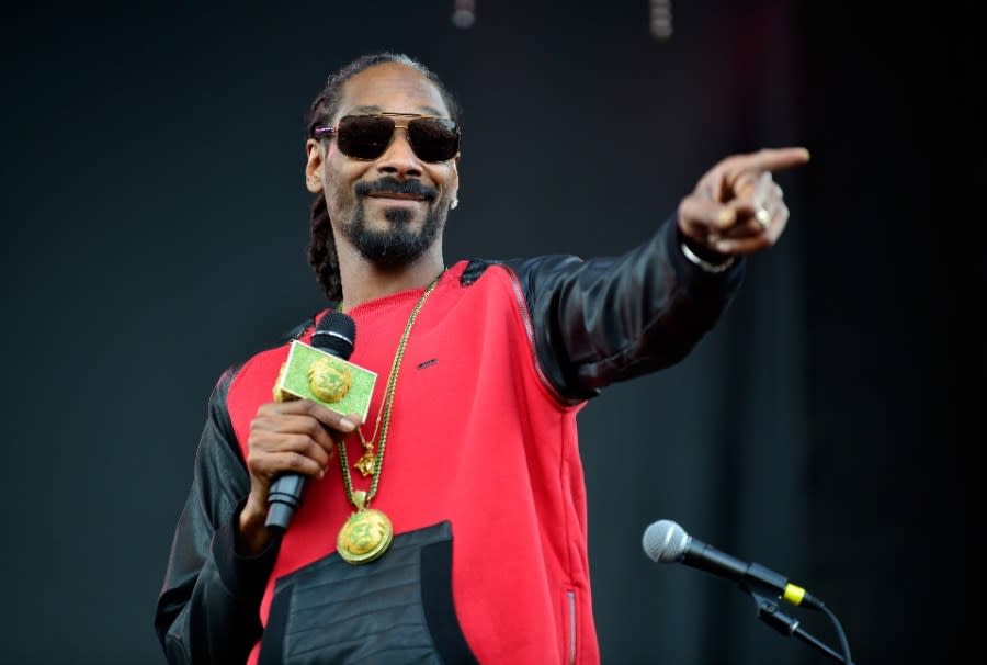 Snoop Dogg and William Bell performs onstage at the SXSW Outdoor Stage at Butler Park during the 2014 SXSW Music, Film + Interactive Festival at Butler Park on March 15, 2014 in Austin, Texas.