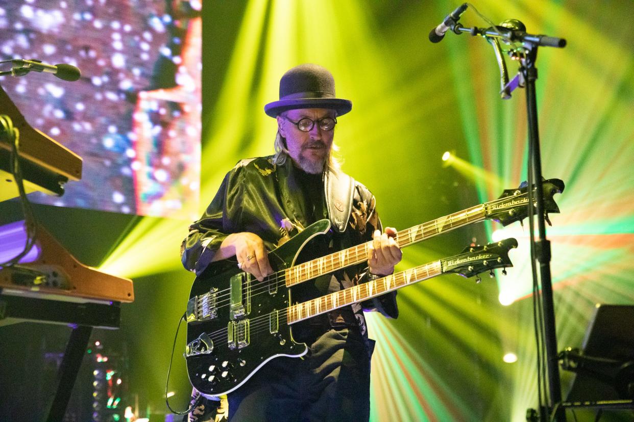 Les Claypool's Fearless Flying Frog Brigade's Hunt for Green October tour rolls into Andrew J. Brady Music Center Monday night.