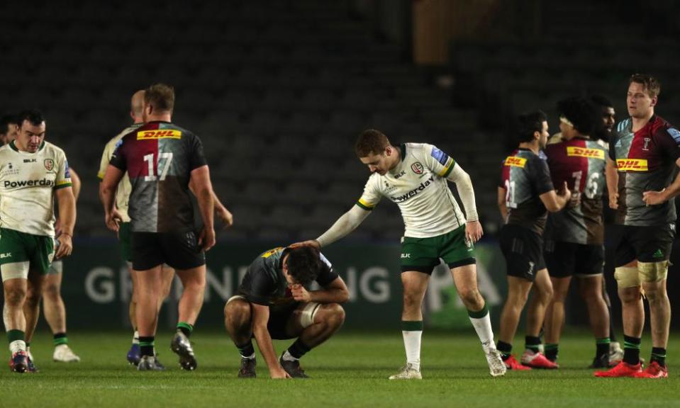 London Irish’s Paddy Jackson (right) places his hand on the back of Harlequins’ Archie White to console him after the final whistle.