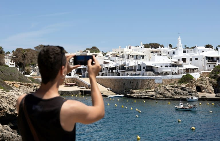 Binibeca, village de pêcheurs, dans la municipalité de Sant Lluis, sur l'île Baléares de Minorque, le 30 mai 2024 (JAIME REINA)