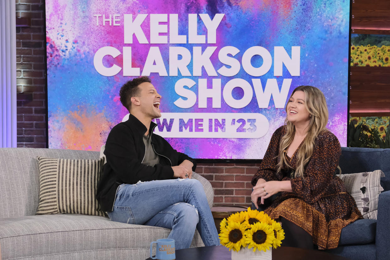 Justin Guarini, Kelly Clarkson. (Trae Patton / NBC)