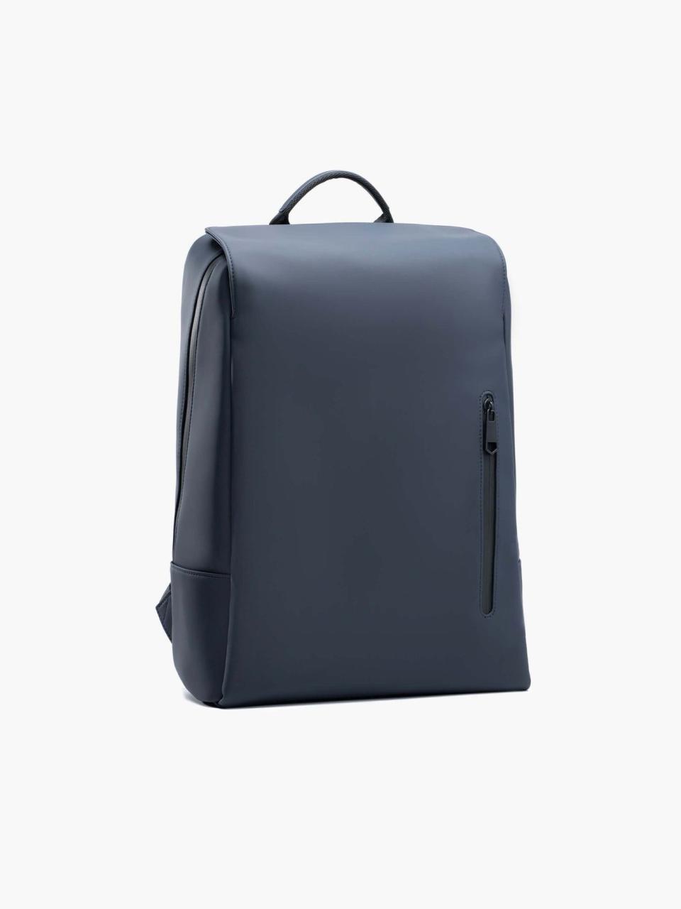 <p><a href="https://maverickandco.co/collections/backpacks/products/vista-waterproof-backpack?variant=40107355996357" rel="nofollow noopener" target="_blank" data-ylk="slk:Shop Now;elm:context_link;itc:0;sec:content-canvas" class="link ">Shop Now</a></p><p>Maverick & Co.</p><p>maverickandco.co</p>