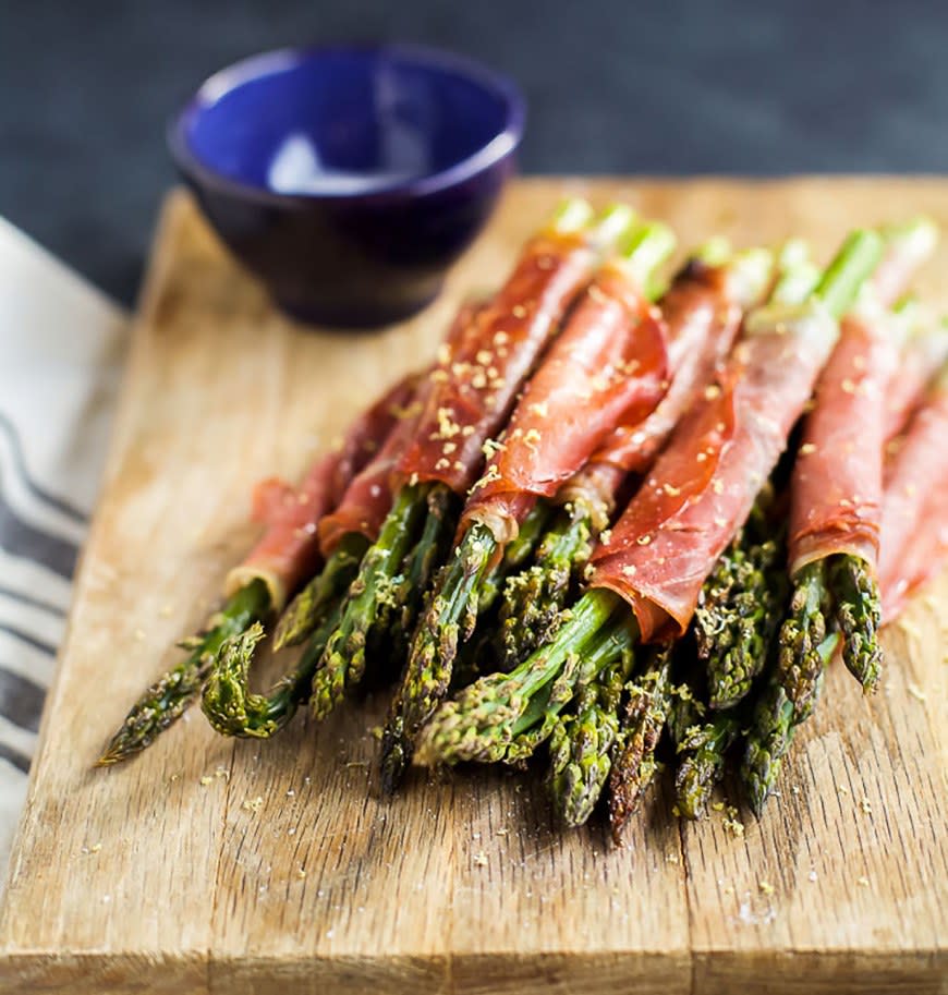 Prosciutto-Wrapped Asparagus from Joyful Healthy Eats