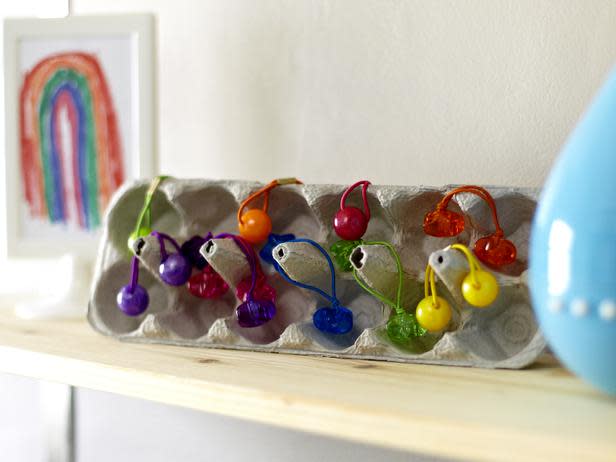 Stash Hair Ties in an Egg Carton