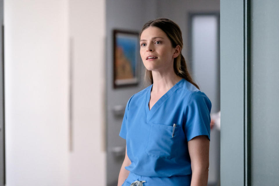 NEW AMSTERDAM -- "How Can I Help" Episode 513 -- Pictured: Molly Griggs as Dr. Luna Goodwin -- (Photo by: Ralph Bavaro/NBC)