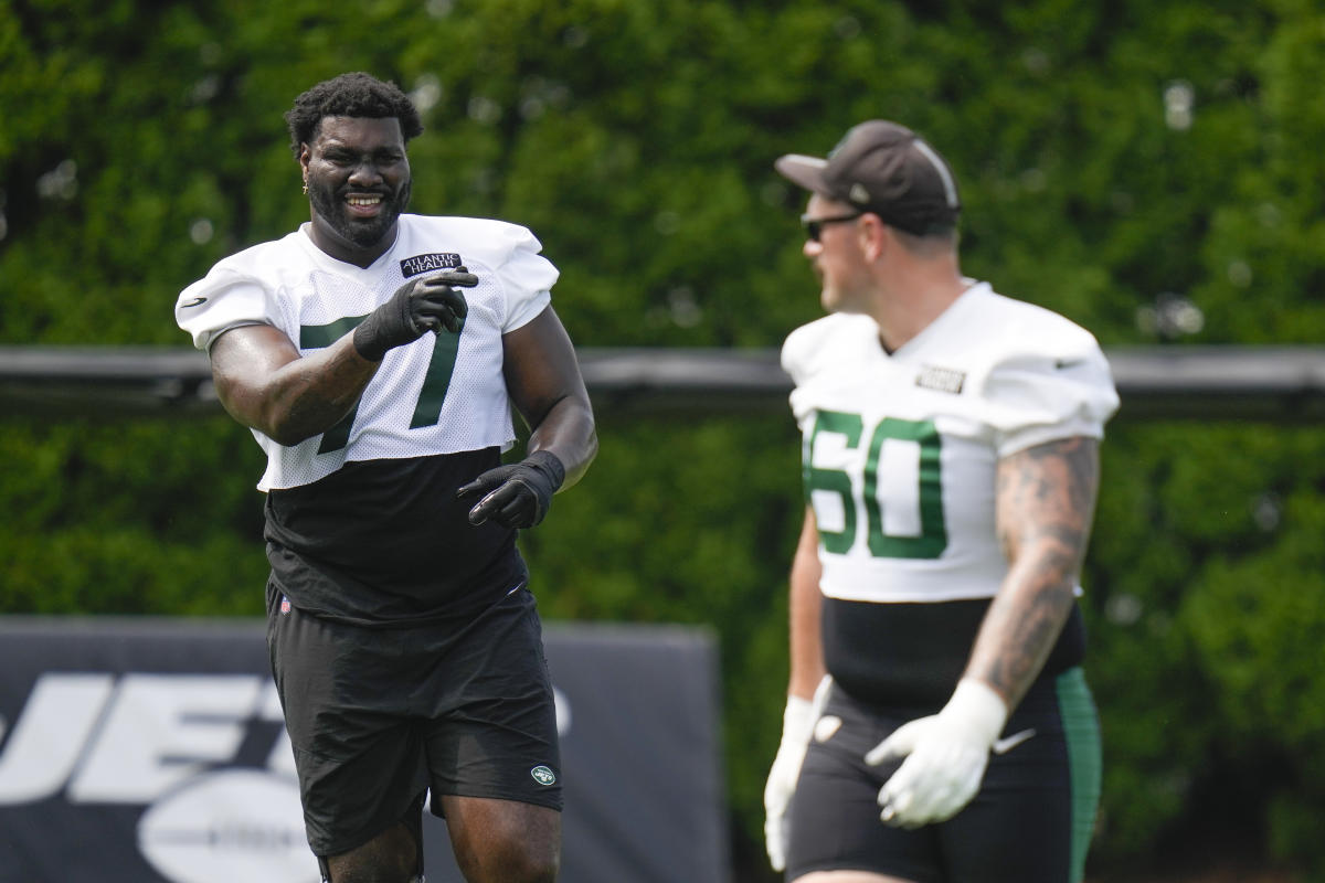 Jets' O-line issue: 5 ways to address it, and how Mekhi Becton