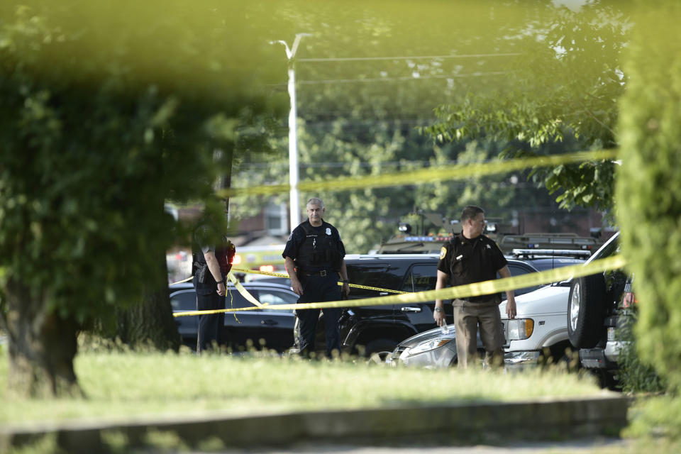 <p>Police tape cordons off the scene of an early morning shooting in Alexandria, Virginia, June 14, 2017.<br> (Photo: Brendan Smialowski/AFP/Getty Images) </p>