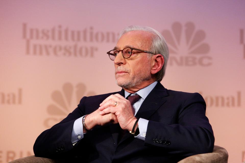 Nelson Peltz sitting at CNBC event