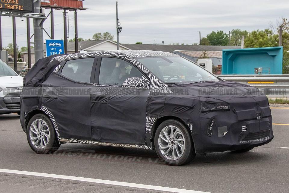 Photos of the 2021 Chevrolet Bolt EUV Prototype